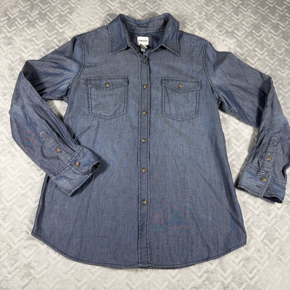 Chico's Size Medium (1) Blue Denim Shirt Button Up Collar‎ Long Sleeve